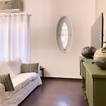 Flat44 아파트 *